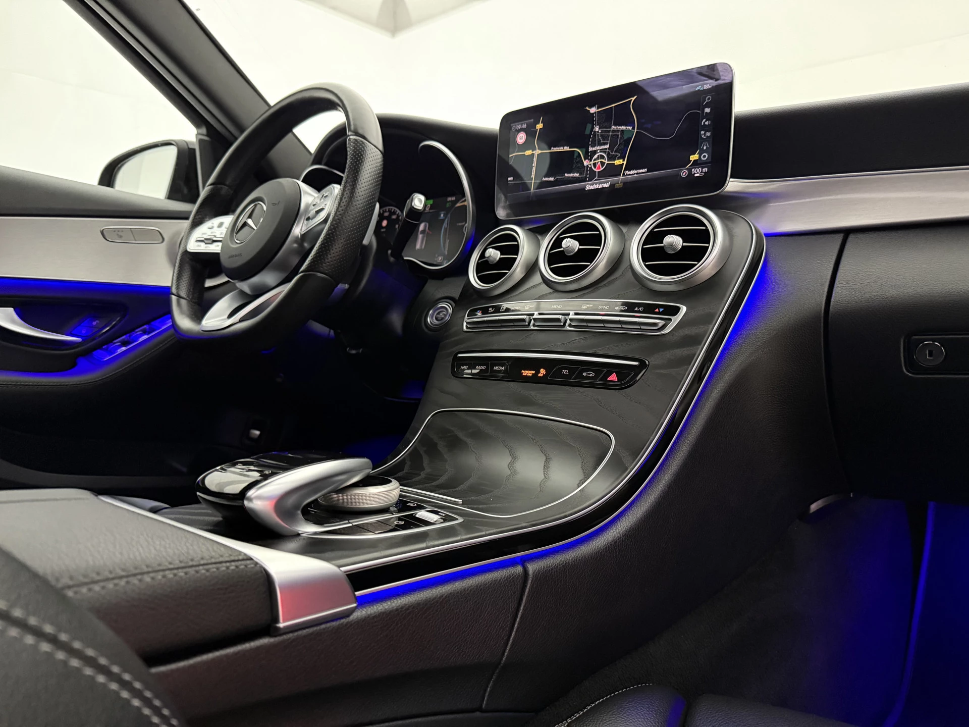 Mercedes-Benz C-Klasse 2020 - 200 Business Solution AMG 184PK afbeelding 27