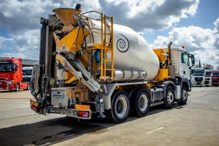 MAN TGS 2014 - 32.400BB+LIEBHERR 8M³+BAND/TAPIS 16m obrazek 6