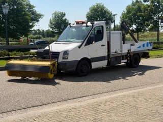 Volkswagen Crafter 2010 - 2.5TDI Openlaadbak Airco Cruisecontrol HIAB 013T + Veeg Machine / Borstel MARGE afbeelding 2 miniatuur