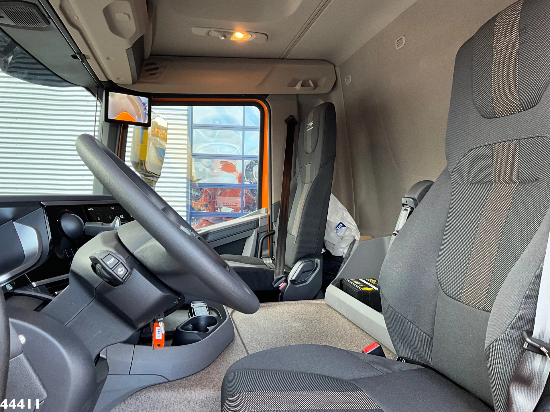 DAF FAQ XD 450 8x2 Euro 6 HMF 28 Tonmeter laadkraan 2025 zdjęcie 17