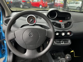 Renault Twingo 2011 - 1.2-16V Collection / APK 12-2026 obrazek 6
