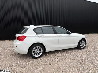 BMW 1 Series 2018 - 116 D zdjęcie 2 miniatura