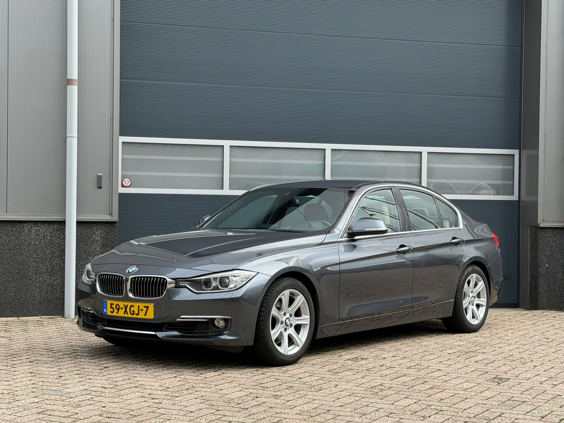 BMW 3 Series 2012 - 328i High Executive bj.2012 Autom|Headup|NL auto|Nap. image 1