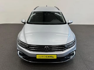 Volkswagen Passat 2022 - Variant 1.4 TSI PHEV GTE Business afbeelding 3 miniatuur
