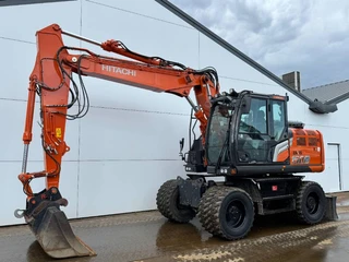 Hitachi 2022 - ZX150W-7 - Blade / Triple Boom / Auto Greasing obrázek 2 náhled