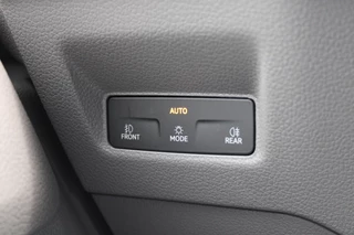Volkswagen Crafter 2024 - 30 2.0 TDI L3H3 140pk - Navigatie - DAB - Geveerde Stoel - Camera - Carplay - Rijklaar obrazek 24