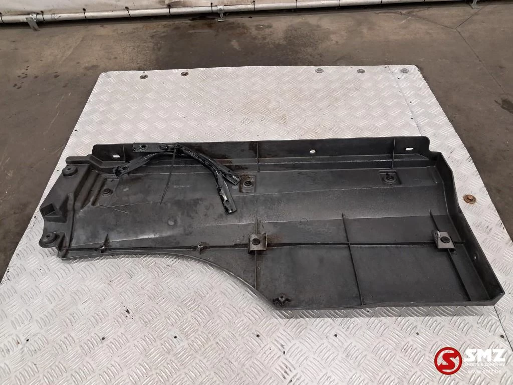 DAF 2018 - Occ spatbordverlenging rechts DAF obrázek 3