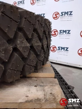 Michelin N/A - Occ Band 295/80R22.5 Michelin image 2