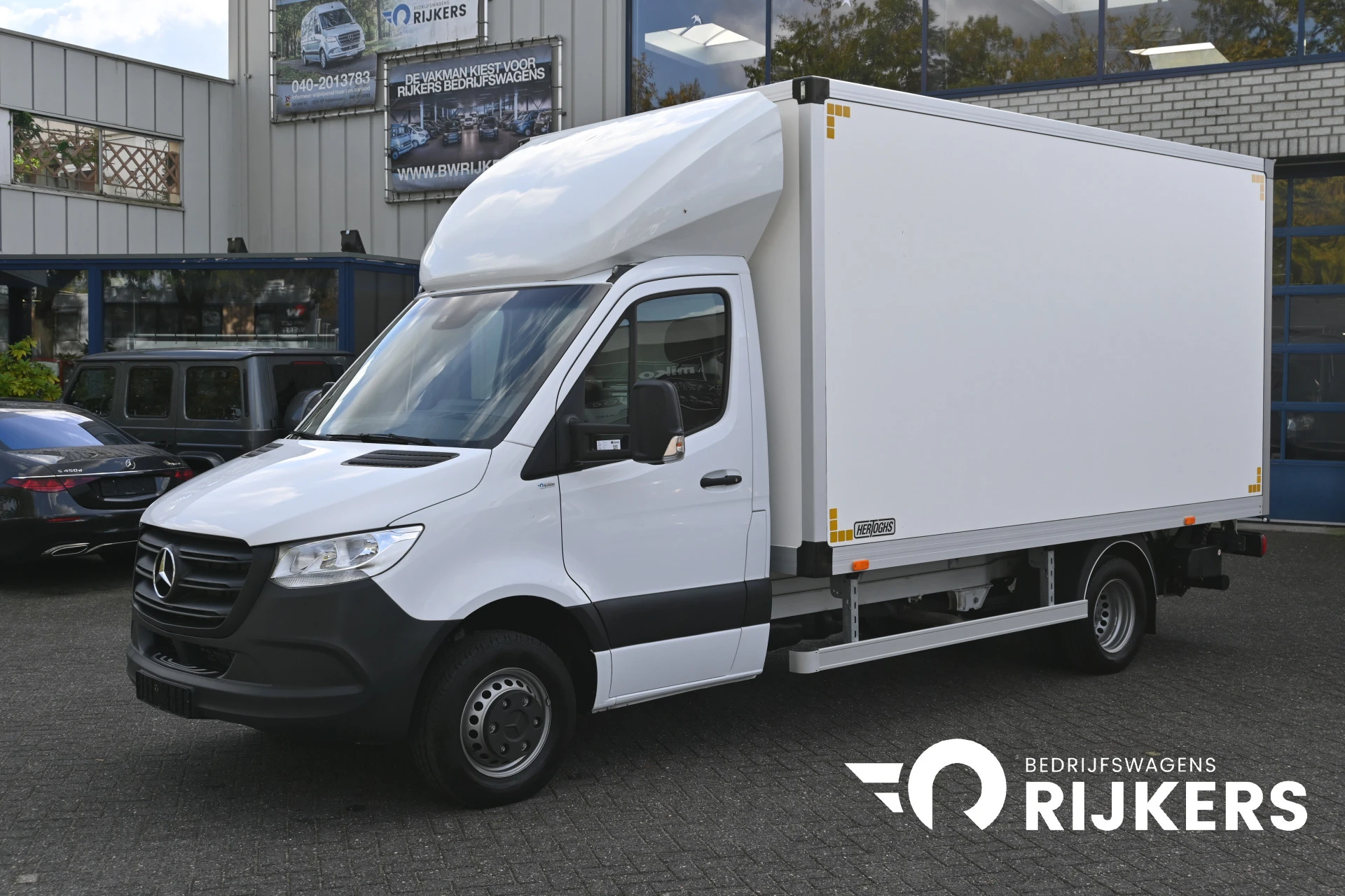 Mercedes-Benz Sprinter 2023 - 519 CDI 3.0 V6 Bakwagen met klep afbeelding 1