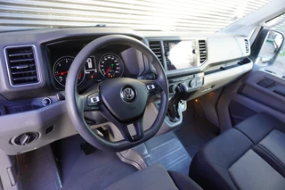 Volkswagen Crafter 2021 - 140pk Automaat L3H3/L2H2 Apple carplay Camera Navigatie Parkeersensoren Cruise control 3-zits afbeelding 2 miniatuur
