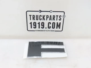 DAF N/A - 2136169 Embleem F (XF) image 1