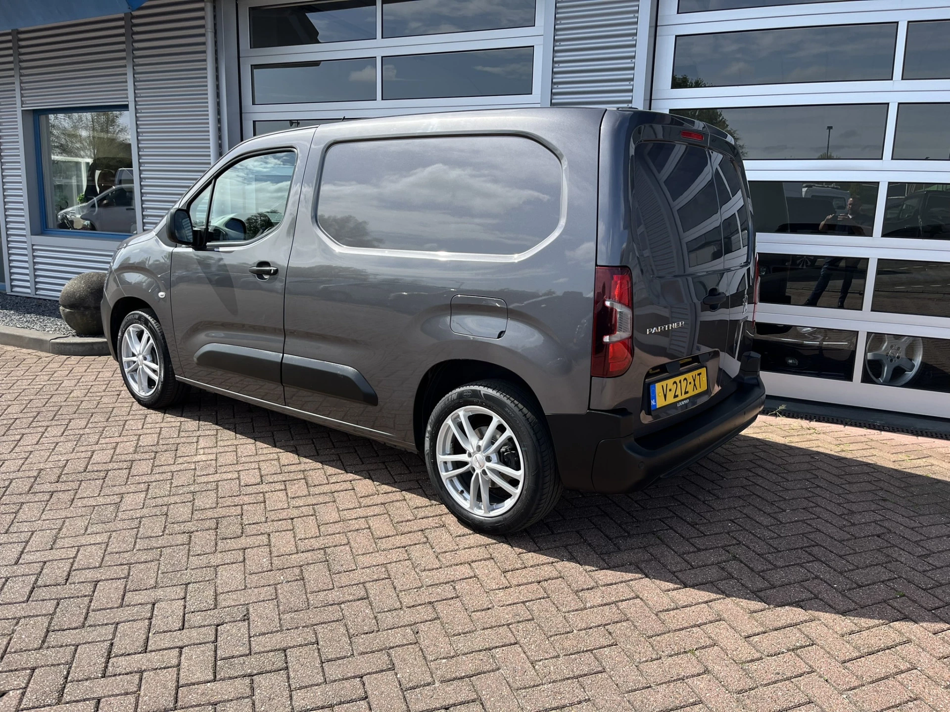 Peugeot Partner 2019 - 1.6 BlueHDI Premium Euro 6 Bild 3