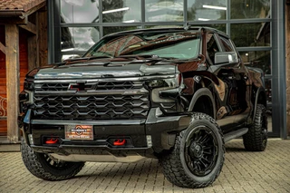 Chevrolet Silverado 2024 - ZR2 6.2 V8 imagem 2