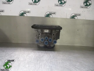 Renault - T-SERIE 21327350 ACHTERAS MODULATOR EURO 6 te koop