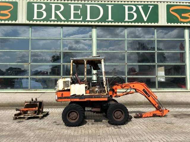 Kubota - KH 16-W image 1
