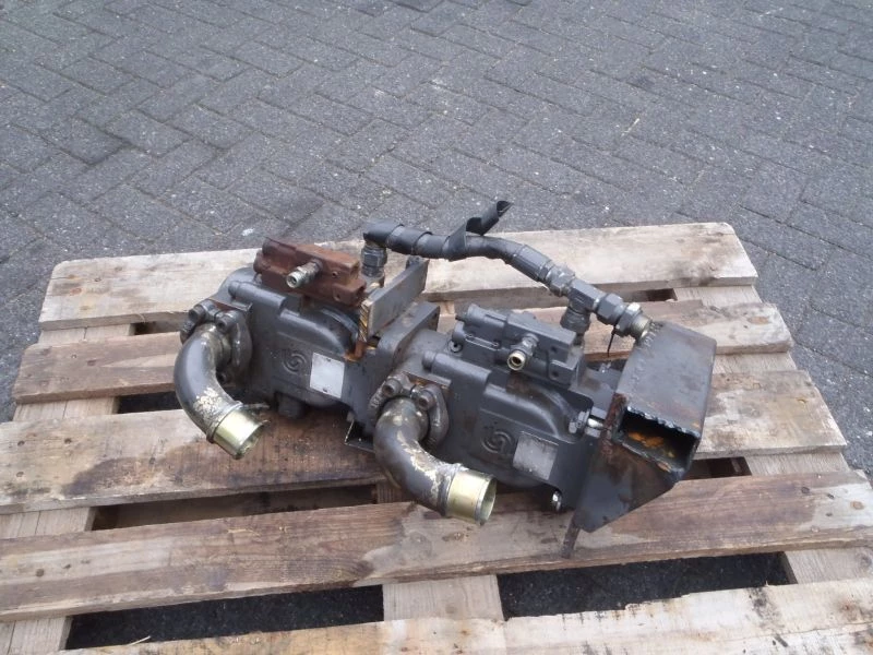 Diverse 2004 - HYDRAULISCHE POMP obrázek 1