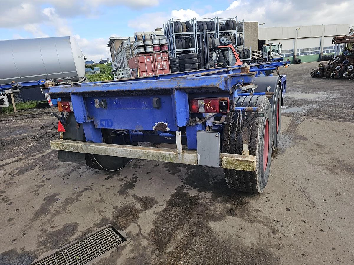 MKF METALLBAU CS 20 | 20 FOOT CONTAINER CHASSIS | BPW DRUM | STEEL SUSPENSION| GOOD QUALITY. 2007 imagen 3