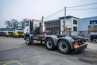 MAN TGS 2008 - 33.440 BLS - MANUAL - BIG AXLES obrazek 6