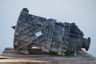 ZF N/A 2015 - 12AS2330DD TGX imagen 1