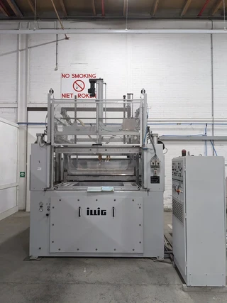 Overige Vacuumvormmachine, Adolf Illig 1982 - UA 150 ED obrázek 1 náhled