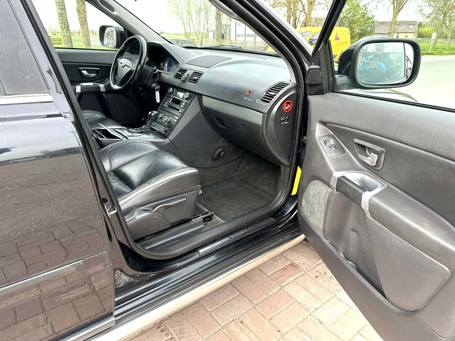 Volvo XC90 2007 - 2.4 D5 Momentum 7 PERSOONS Youngtimer afbeelding 34