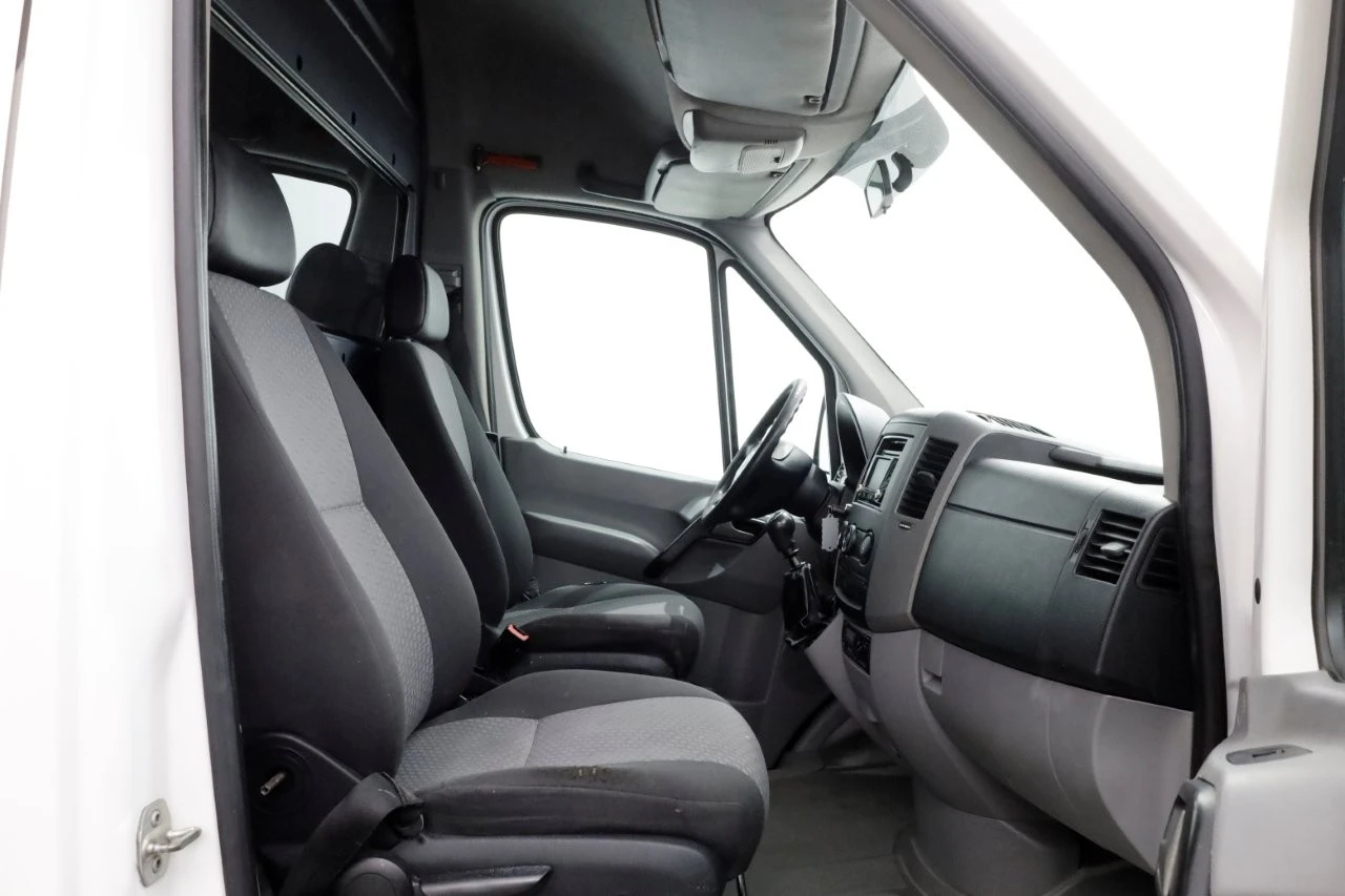 Volkswagen Crafter 2014 - 50 2.0 TDI 163pk L2H2 Airco/Trekhaak 3500kg 01-2014 obrázek 3