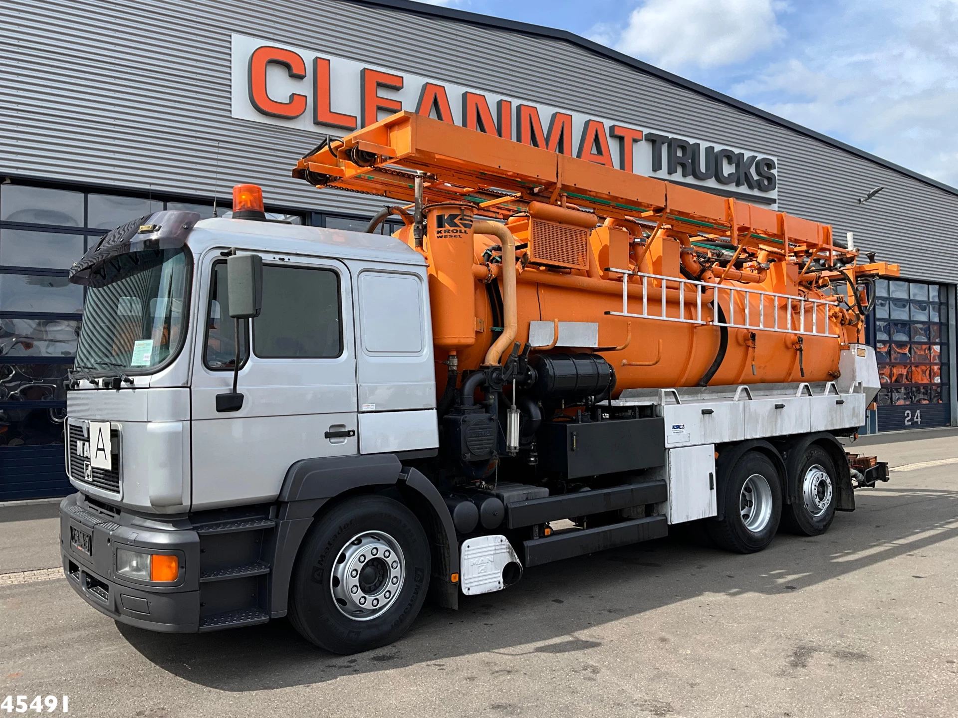 MAN 26.400 Kroll 14.5m³ kolkenzuiger Euro 2 Manual Gearbox 1998 obrázek 9