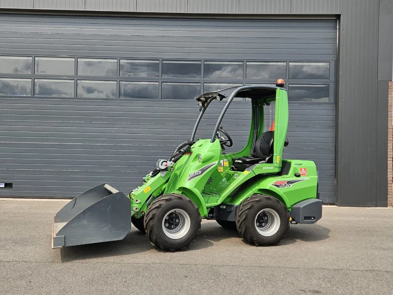 Avant 2024 - 645i TDL+ mini-shovel afbeelding 14