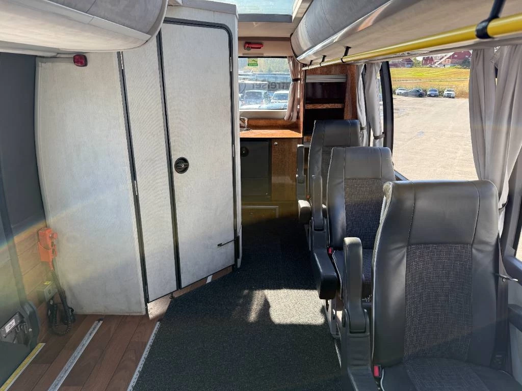 Volvo 2017 - B11R 9700HD. VIP! 2+1 seats! obrázek 16