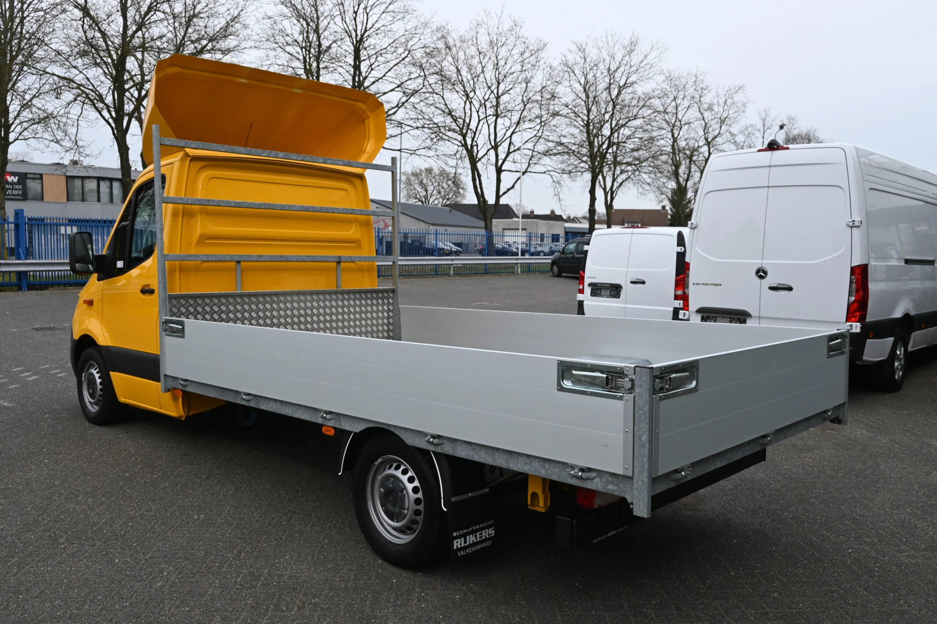 Mercedes-Benz Sprinter 2023 - 315 CDI L2 FWD Open laadbak 75 cm hoogte image 12