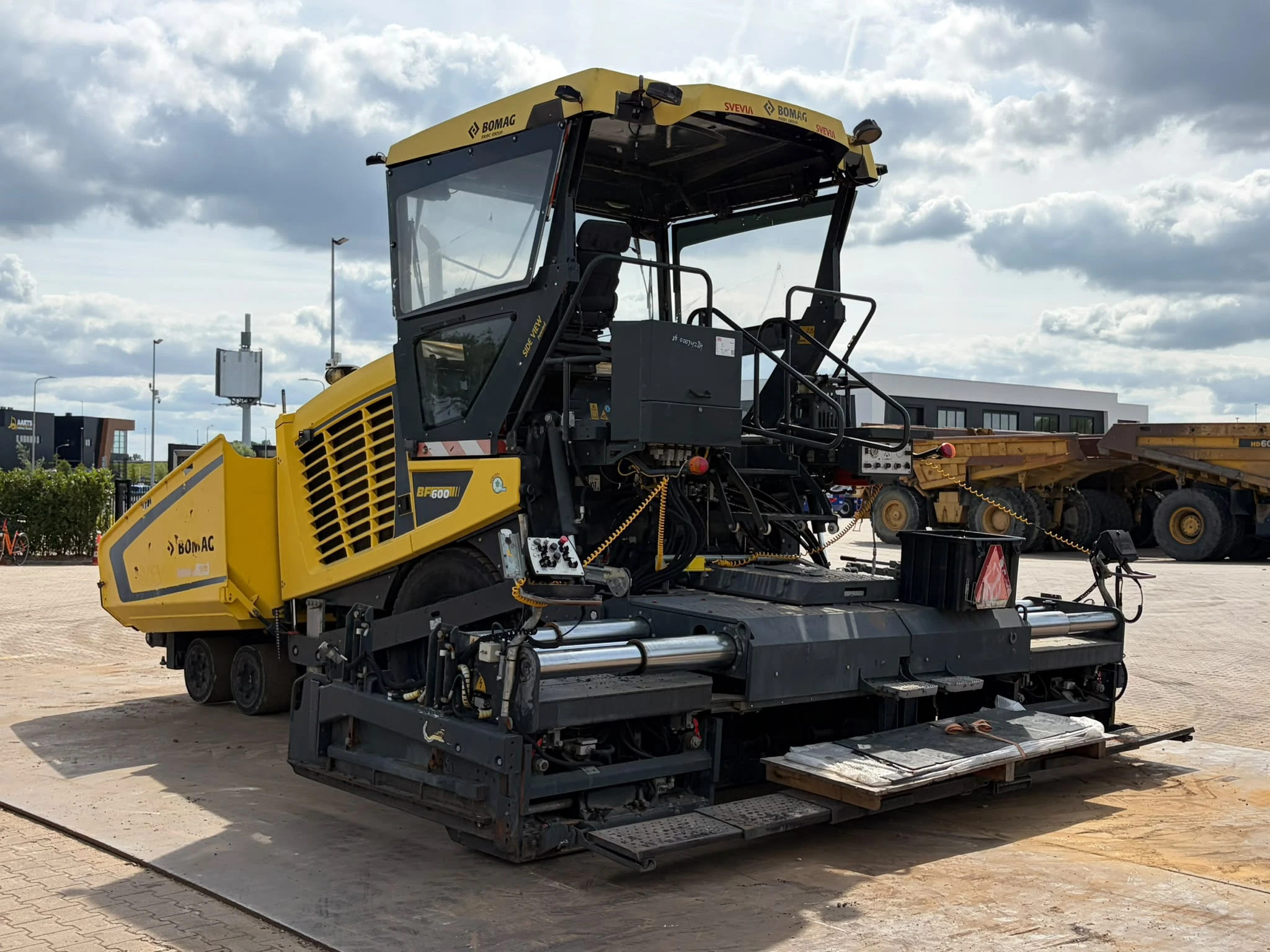 Bomag BF600P-2 incl. 2 x 75 cm extensions 2015 afbeelding 8