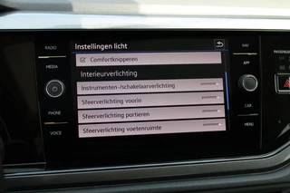 Volkswagen Taigo 2022 - 1.0 TSI Style Automaat Panodak Carplay Keyless Stoelverwarming !!NIEUWBINNEN!! obrazek 9