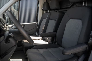 Volkswagen Crafter 2019 - 2.0 TDI L3H3 | Automaat | 177 PK | Highline | LED | Camera | Carplay | PDC | Trekhaak afbeelding 11