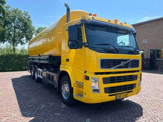 Volvo FM 2005 - 9 6X2R obrazek 4