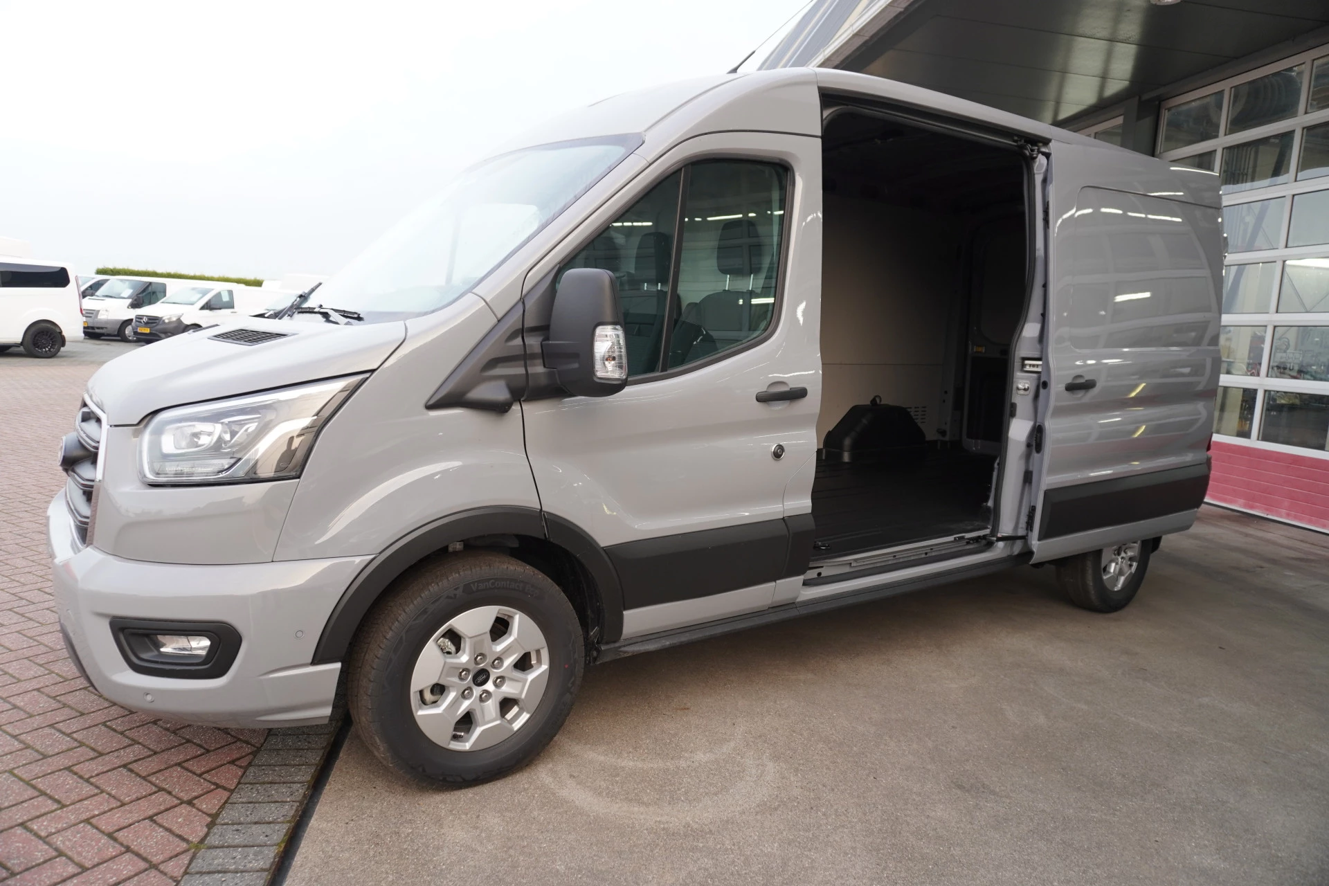 Ford Transit 2024 - 350L 2.0 TDCI 165PK L3H2 Limited Automaat Schuifdeur L+R imagen 10