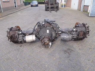 Iveco N/A 2007 - 7186876 MERITOR 177E RATIO 1/264 bild 1
