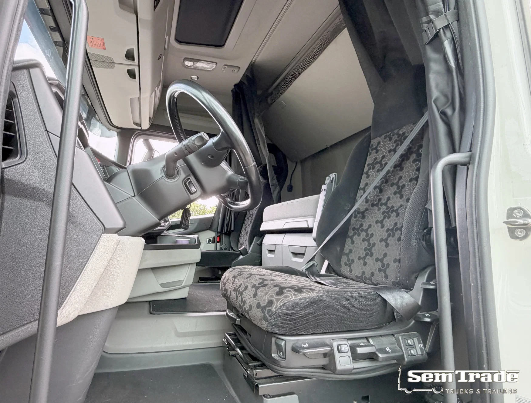 Scania R 2020 - R410 HIGHLINE EURO 6D ONLY 696.00KM RETARDER 1000 LITER TANK TOP CONDITION NL-TRUCK afbeelding 7