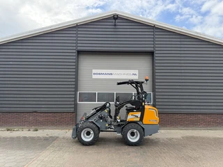 Giant G2300 X-TRA HD minishovel NIEUW €475 LEASE 2026 na sprzedaż