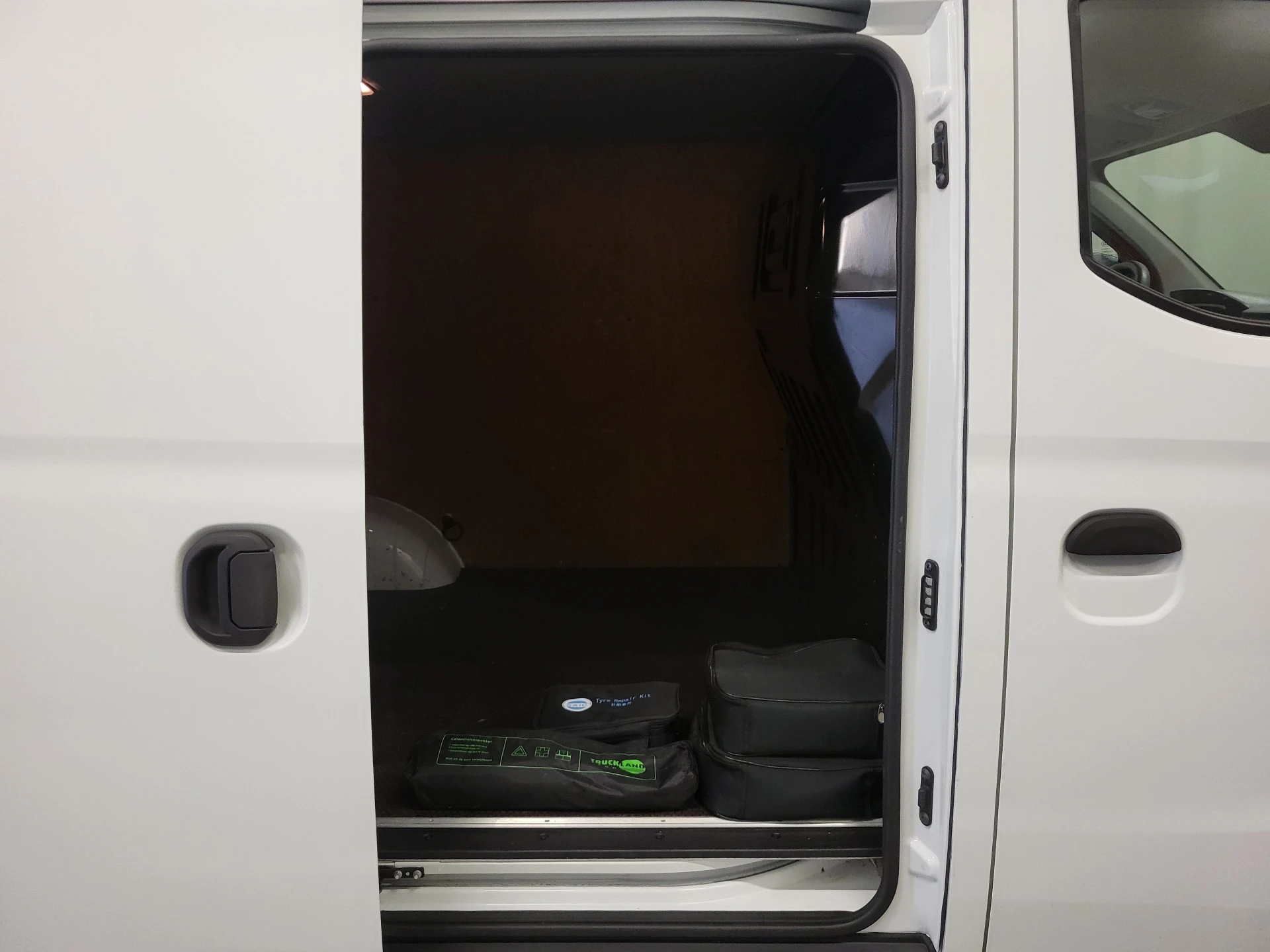 Maxus eDeliver3 2021 - 53kWh 240km Elektrisch! изображение 7