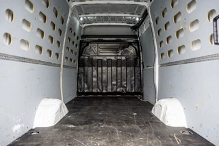 Iveco Daily 2021 - **35S14V 2.3 L2H2 | Automaat | Euro 6 | Cruise | Climate | 3500 KG Trekgewicht | Trekhaak** imagem 9