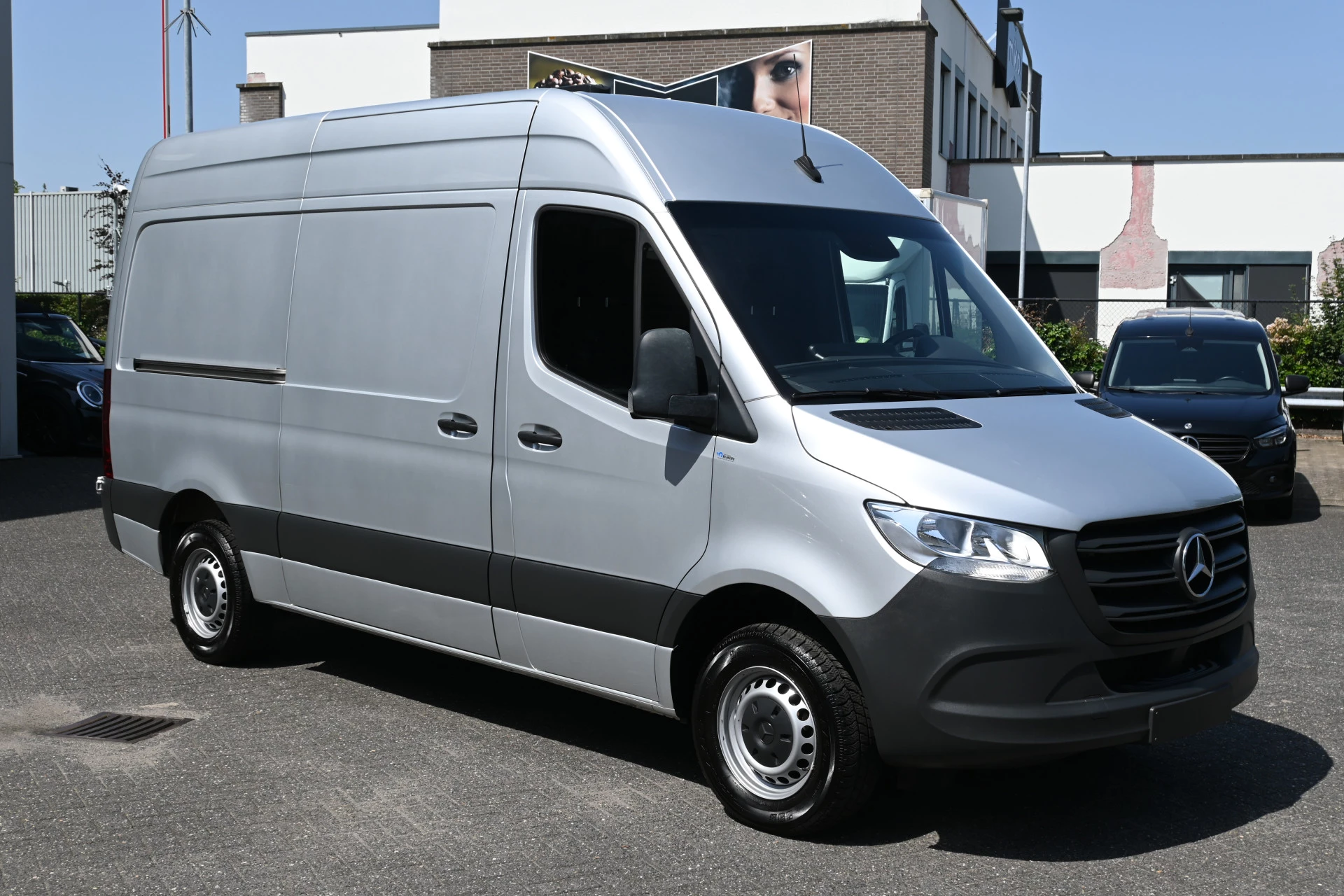 Mercedes-Benz Sprinter 2021 - 315 CDI L2H2 RWD obrázek 9