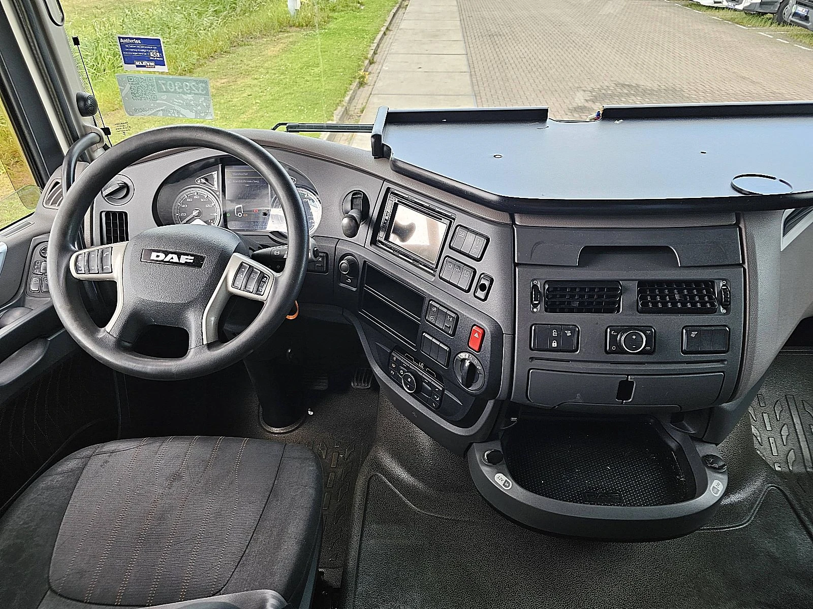 DAF XF480 2021 image 8