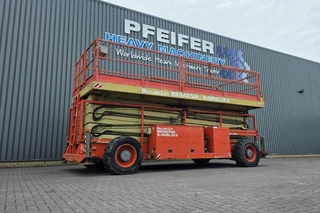 Holland Lift 2003 - G-300DL30/S Diesel, 4x4x4 Drive, 33.5m Working Hei en venta