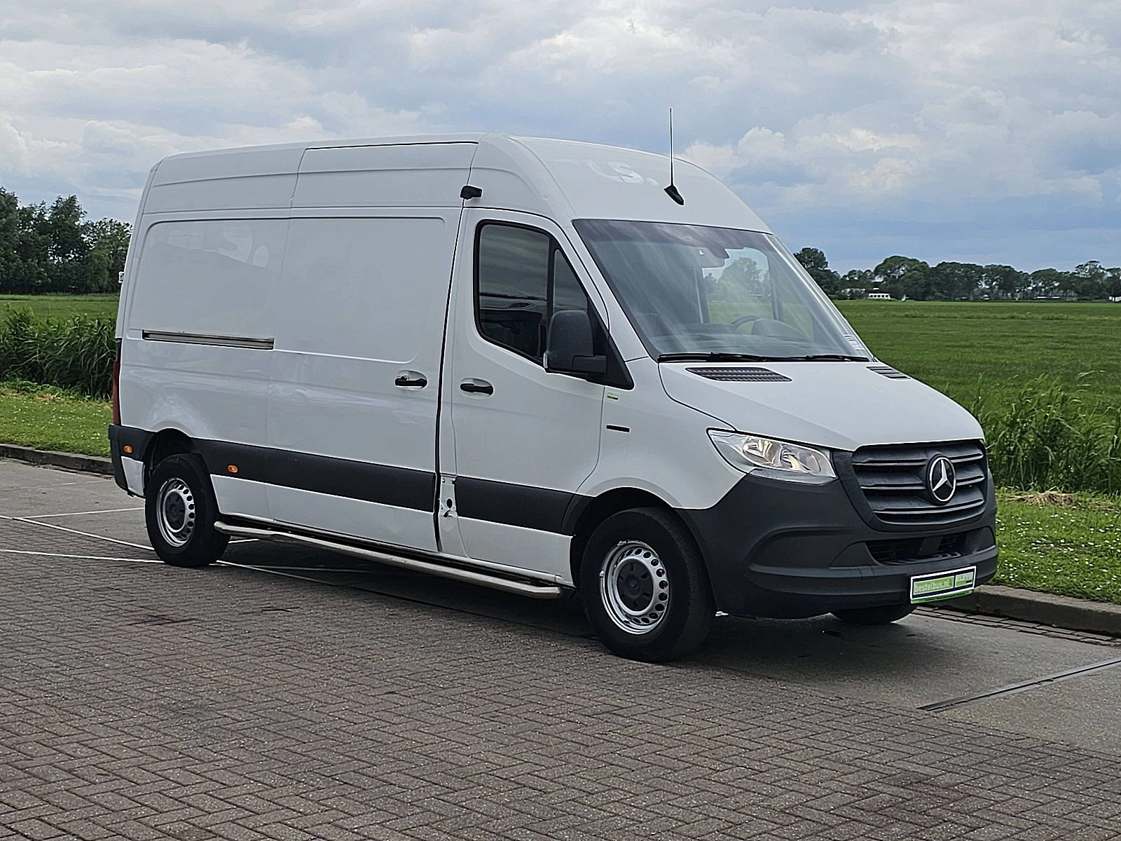 Mercedes-Benz eSprinter 2021 Bild 5
