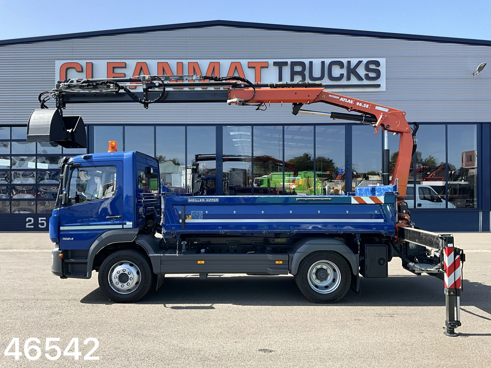 Mercedes-Benz Atego 2023 - 1524 Atlas 10 Tonmeter laadkraan Just 6.336 km! image 1