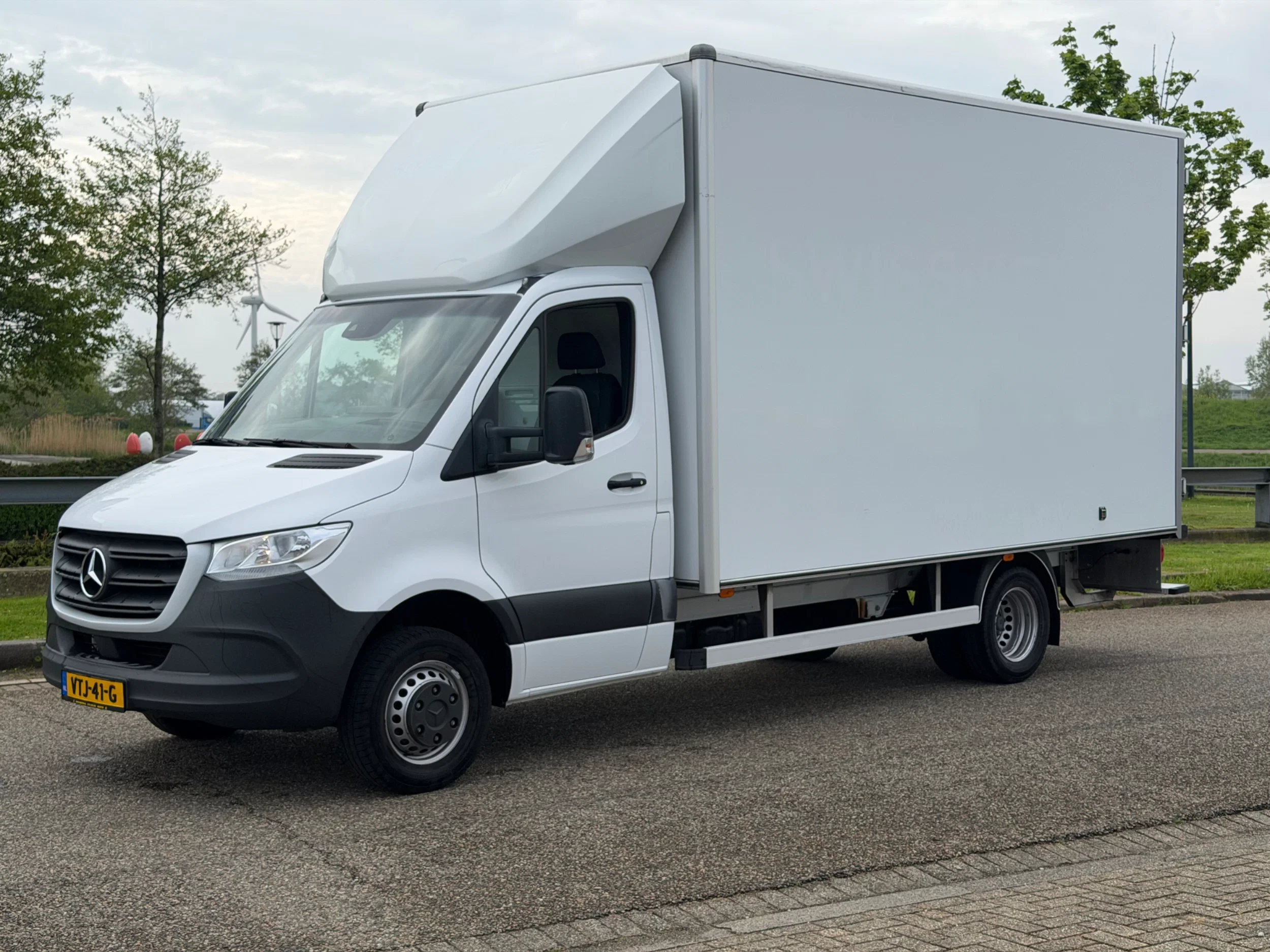Mercedes-Benz Sprinter 2023 - 515CDI Bakwagen Automaat Airco Navi Cruisecontrol 2,45 Hoog Bild 2