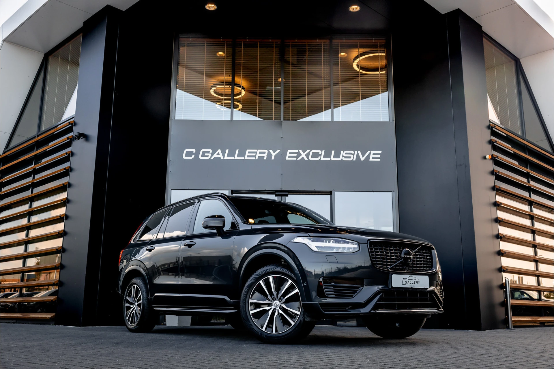 Volvo XC90 2020 - 2.0 T8 Recharge AWD R-Design 7p afbeelding 1