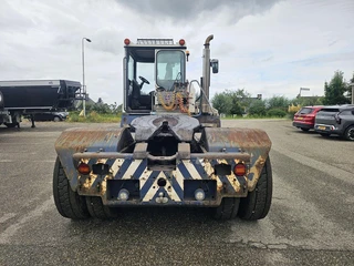 Terberg RT283 /TERMINAL TRACTOR 4X4/ TURNING CHAIR. /AUTOMATIC GEAR /21822 HOURS 2015 afbeelding 3 miniatuur