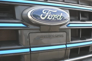 Ford E-Transit 2025 - 390L Trend Bakwagen met Dhollandia laadklep afbeelding 11