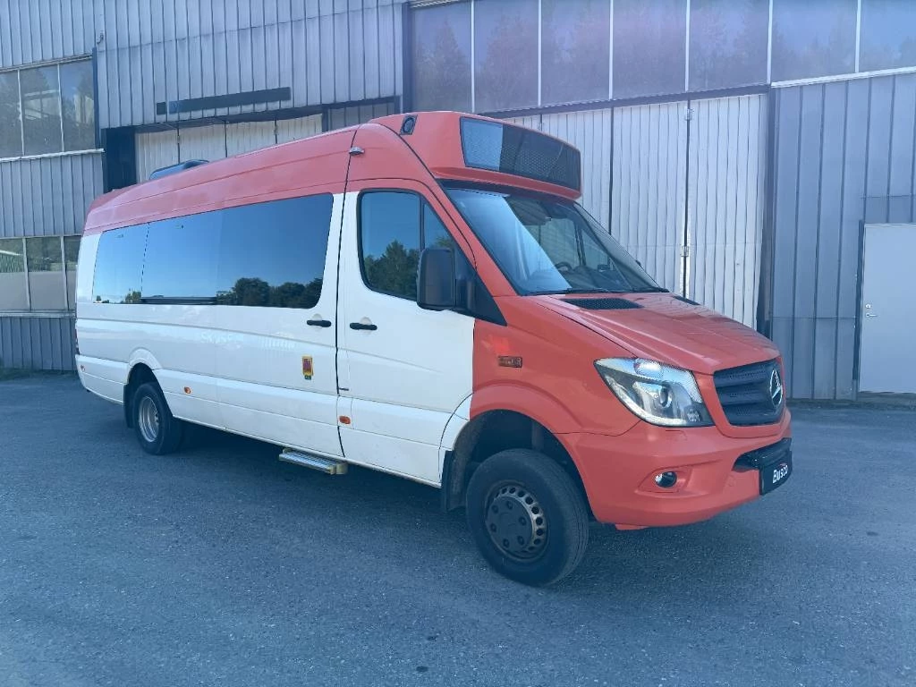 Mercedes-Benz Sprinter 2016 - 516CDI 4x4. 17+1 seats. image 3